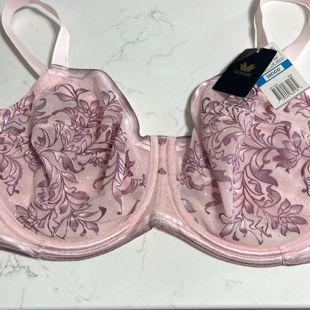 Wacoal 851340 Underwire Bra Style 38DDD